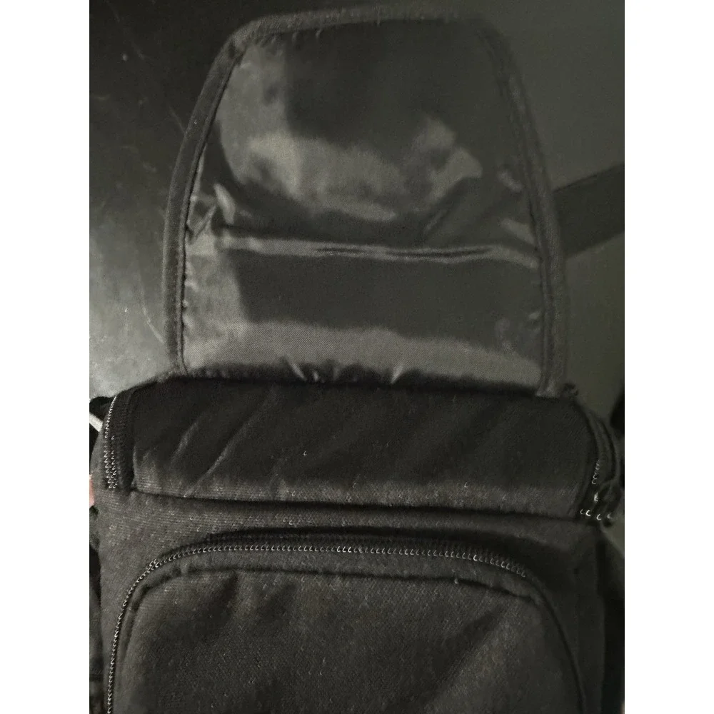 Lowepro Adventura-SH 140 ll Camera Case 2side pouches and shoulder strap, NWT